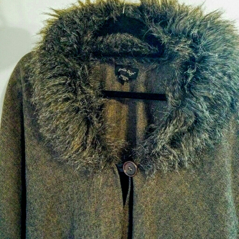 Brown and Black Cape